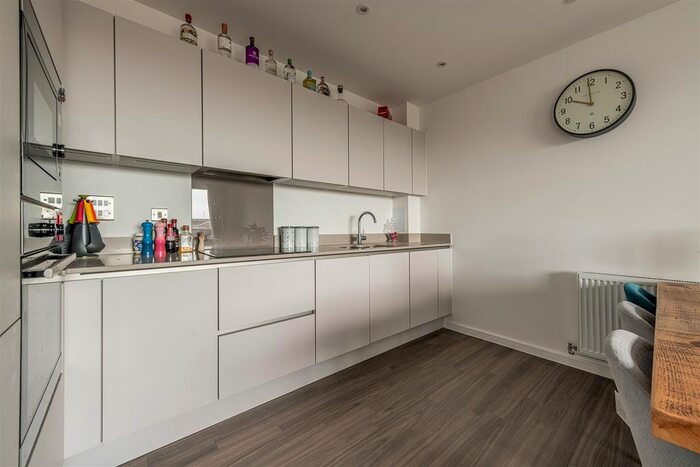 1 Bedroom Flat For Sale In Marlowe Road, Walthamstow, E17