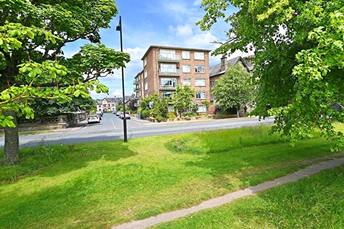2 Bedroom Flat For Sale In Princes Villa Road, Harrogate, HG1