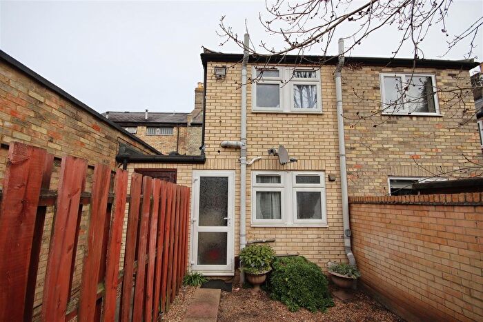 Studio To Rent In Hope Street, Cambridge, CB1