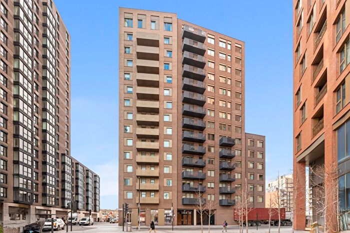 1 Bedroom Flat To Rent In West Apartments, London, N17