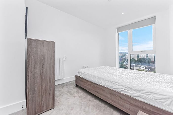 2 Bedroom Flat For Sale In Compton House, Royal Arsenal, Cannon Square, London, SE18