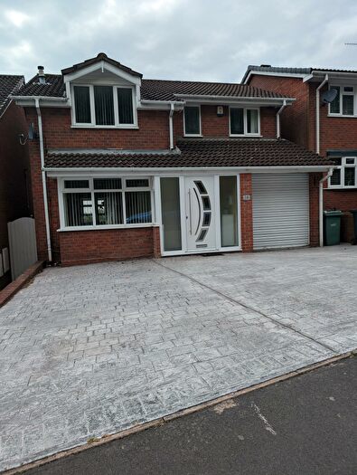 4 Bedroom House To Rent In Aintree Way, Dudley, DY1