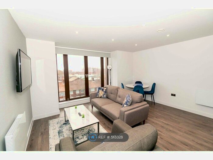 2 Bedroom Flat To Rent In Parliament Square, Liverpool, L1