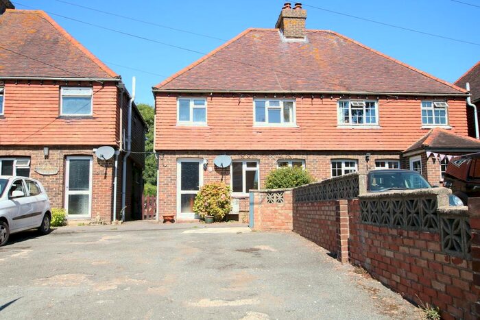 3 Bedroom Semi-Detached House To Rent In Lower Horsebridge, Hailsham, BN27