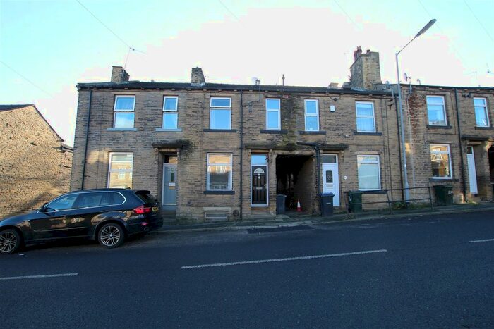 1 Bedroom Terraced House To Rent In New Street, Idle, Bradford, BD10