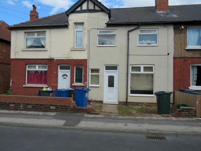 3 Bedroom Property To Rent In Dukes Crescent, Edlington, Doncaster DN12