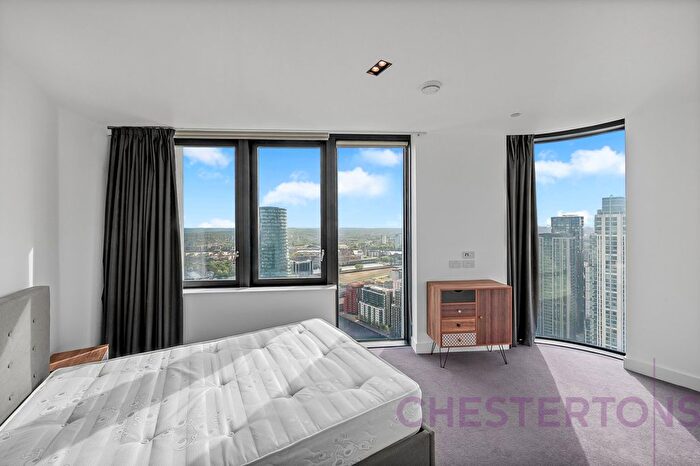 3 Bedroom Flat To Rent In Amory Tower, Marsh Wall, E14