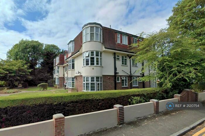 1 Bedroom Flat To Rent In Seymour Court, London, E4