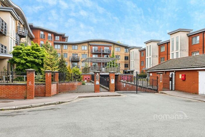 1 Bedroom Flat To Rent In Quadrant Court, Jubilee Square, Reading, RG1