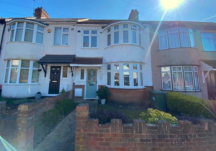 3 Bedroom Terraced House To Rent In Warrington Gardens, Hornchurch, RM11
