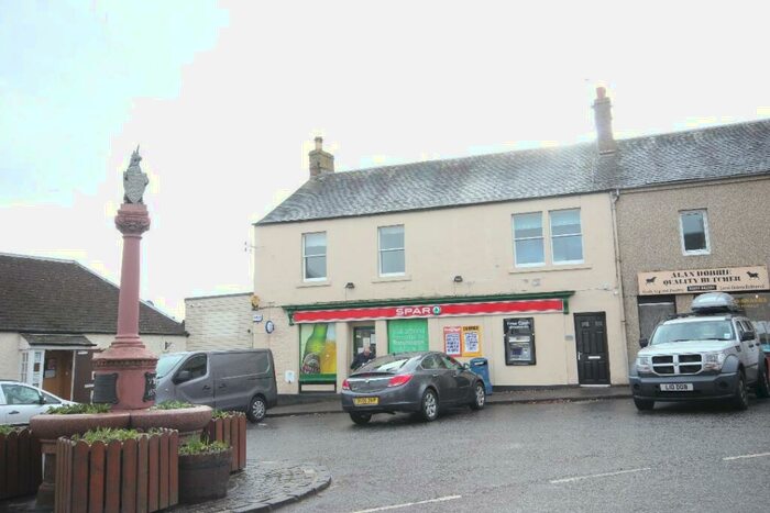 3 Bedroom Apartment To Rent In The Cross, Errol, Perthshire, PH2