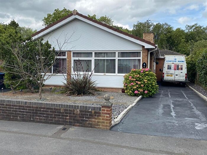 3 Bedroom Detached Bungalow For Sale In Henson Grove, Newton Aycliffe, DL5