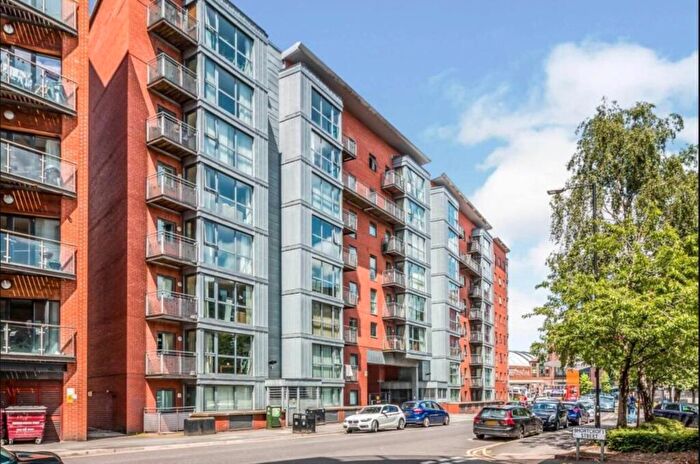 2 Bedroom Apartment For Sale In City Road East, Manchester, M15