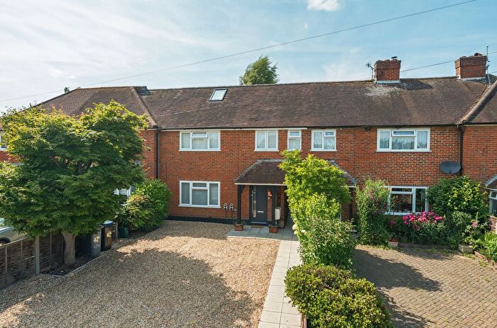 2 Bedroom Maisonette For Sale In Godalming, Surrey, GU7