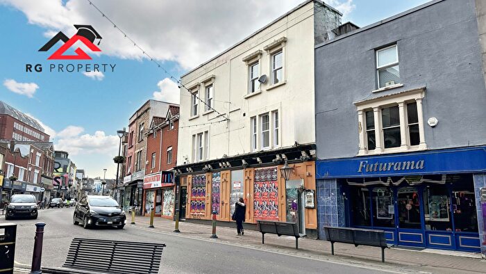 5 Bedroom Flat To Rent In East Street, Bedminster, BS3