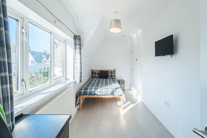 1 Bedroom House Of Multiple Occupation To Rent In Lawrence Road, Cirencester, Gloucestershire, GL7