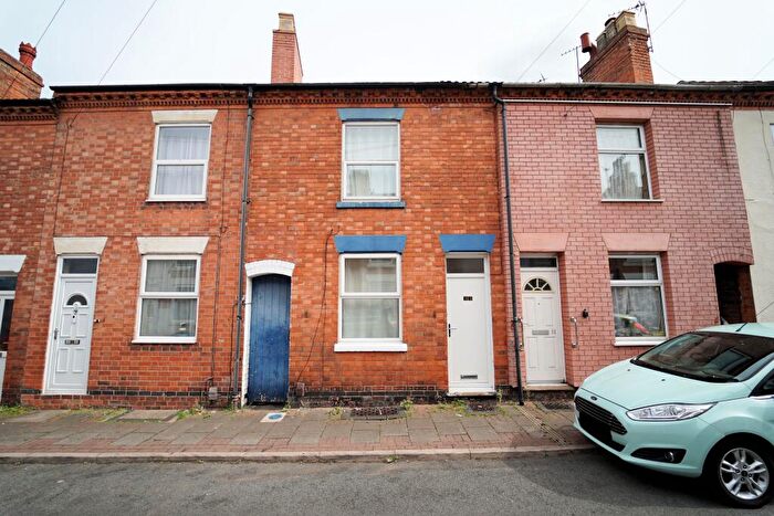 2 Bedroom Terraced House To Rent In Russell Street Loughborough Leicestershire, LE11