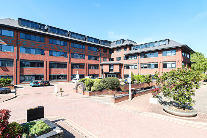 1 Bedroom Flat For Sale In Everard Close, St Albans, AL1
