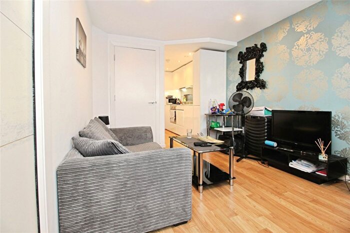 1 Bedroom Flat For Sale In Water Lane, Leeds, West Yorkshire, LS11