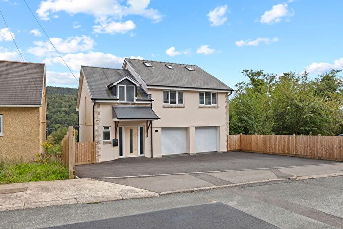 4 Bedroom Detached House For Sale In Graig Road, Godrergraig, Swansea, SA9