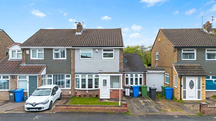 3 Bedroom Semi Detached House For Sale In Keith Avenue, Great Sankey, WA5