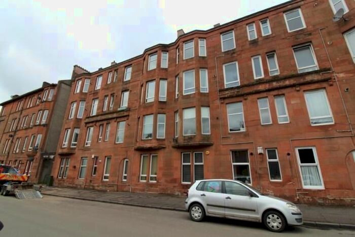 2 Bedroom Flat To Rent In Mannering Court, Shawlands, Glasgow, G41