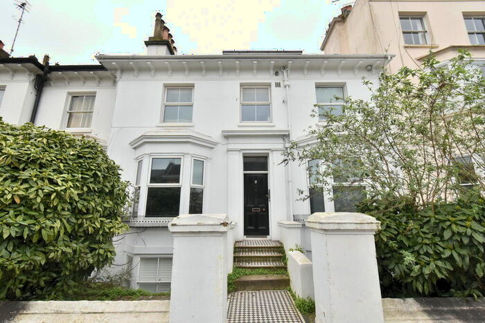 1 Bedroom Apartment To Rent In Buckingham Place, Brighton, East Sussex, BN1