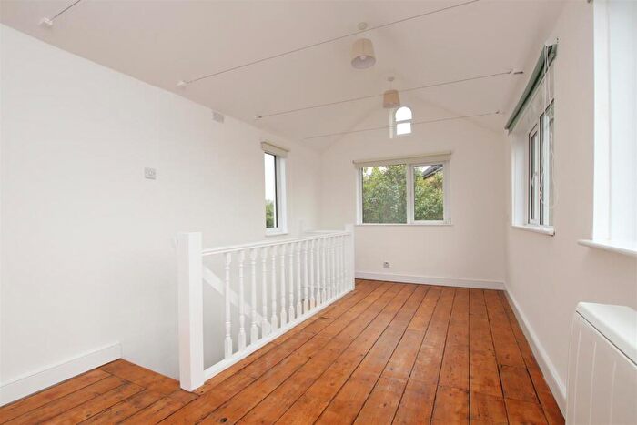 1 Bedroom House To Rent In George's Road, Bath, BA1