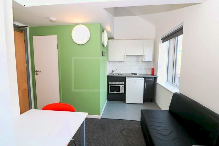Studio To Rent In Campus House, Bradford, BD7
