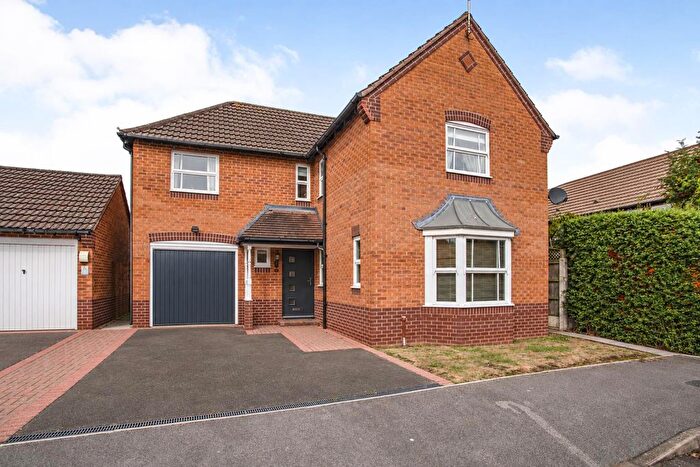 4 Bedroom Detached House For Sale In Ryton Way, Hilton, Derby, DE65