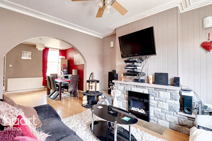 3 Bedroom End Of Terrace House For Sale In Grove Park Road, Bristol, BS4