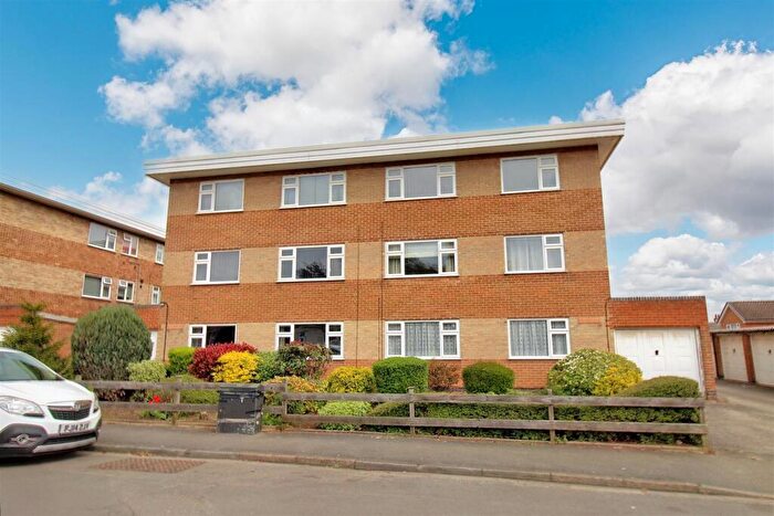 2 Bedroom Flat To Rent In Westmaner Court, Chilwell, Nottingham, NG9