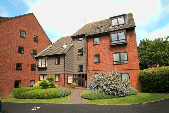 2 Bedroom Apartment To Rent In Humphrey Middlemore Drive, Harborne, B17