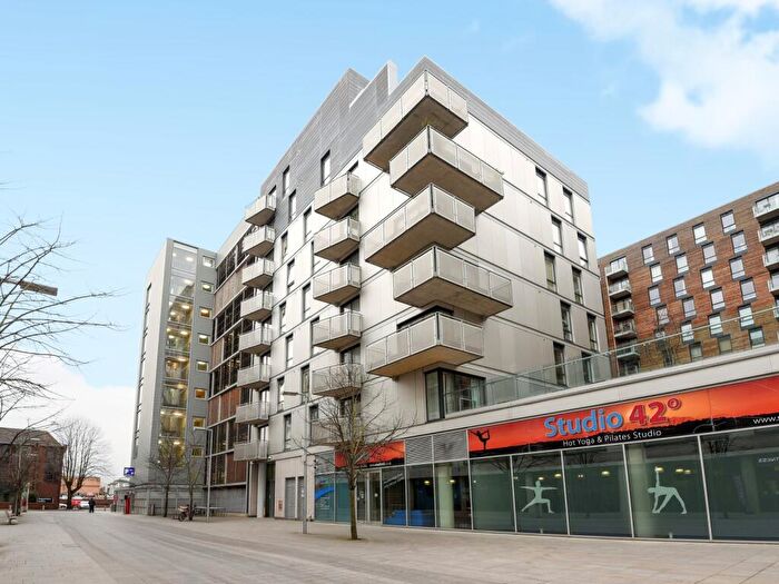 2 Bedroom Apartment To Rent In Halcyon, Chatham Place, Reading, RG1