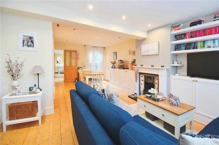 3 Bedroom Terraced House For Sale In Greatbridge Road, Romsey, Hampshire, SO51