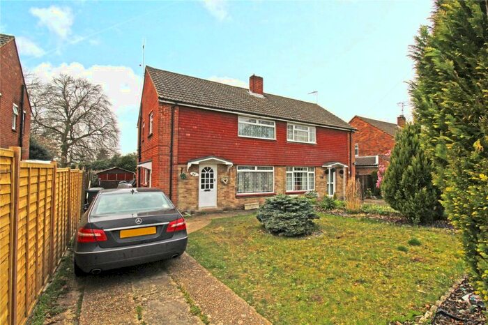 3 Bedroom Semi-Detached House To Rent In Hawthorn Road, Frimley, GU16