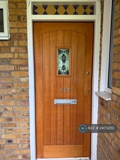 2 Bedroom Flat To Rent In Brockles Mead, Harlow, CM19