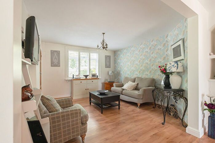 3 Bedroom Semi-Detached House For Sale In Ockley Road, Forest Green, RH5