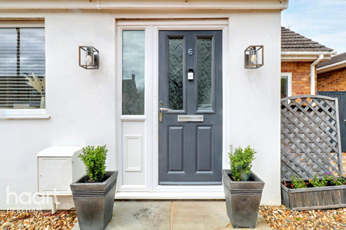 4 Bedroom Semi-Detached House For Sale In Fen Folgate, Shipdham, IP25