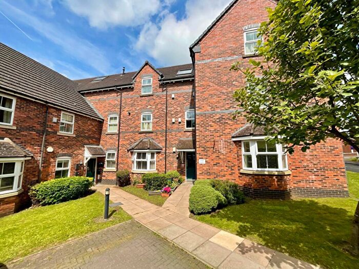 2 Bedroom Flat For Sale In The Crossings, Stone, ST15