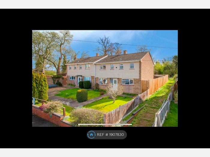 3 Bedroom Semi-Detached House To Rent In Leeson Crescent, Barton Seagrave, Kettering, NN15