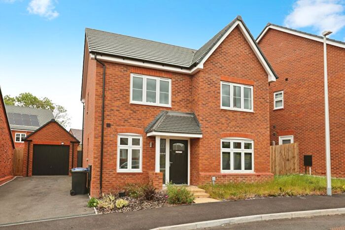 3 Bedroom Detached House For Sale In Bloxham Way, Leamington Spa, CV31