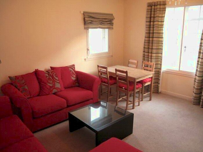 1 Bedroom Flat To Rent In Canongate, Edinburgh, EH8