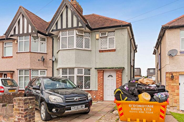 3 Bedroom Semi Detached House For Sale In St Brides Avenue, Edgware, HA8