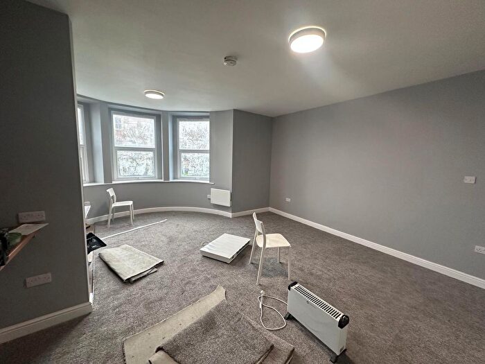 1 Bedroom Studio To Rent In Cotham Park, Bristol, BS6