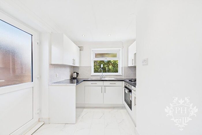2 Bedroom Semi-Detached House For Sale In Cornforth Avenue, Middlesbrough, TS3