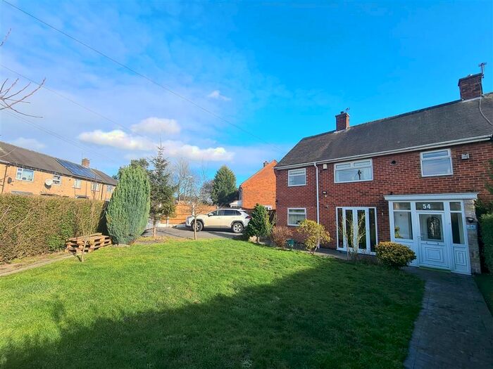 5 Bedroom Property To Rent In Leafield Green, Clifton, Nottingham, NG11