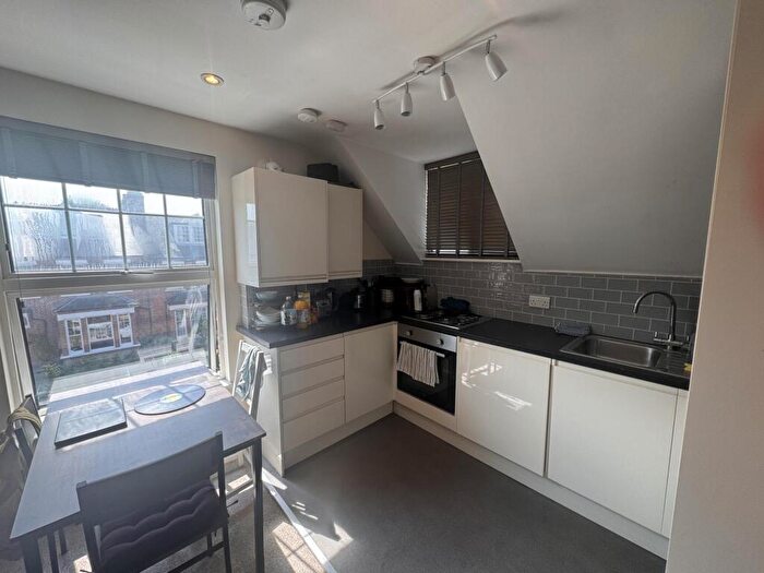 1 Bedroom Flat To Rent In Ridge Road, Crouch End, N8