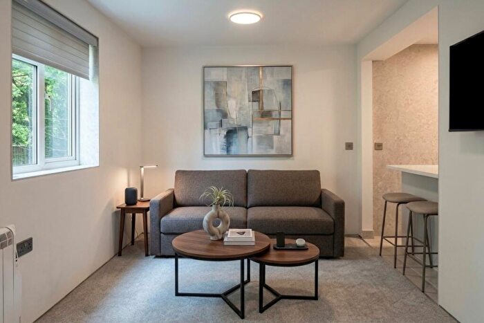 Apartment To Rent In Whitehill, GU35