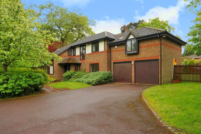 4 Bedroom Detached House To Rent In The Burlings, Ascot, SL5